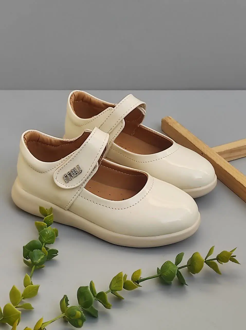 کفش شیک مینو ❤️
