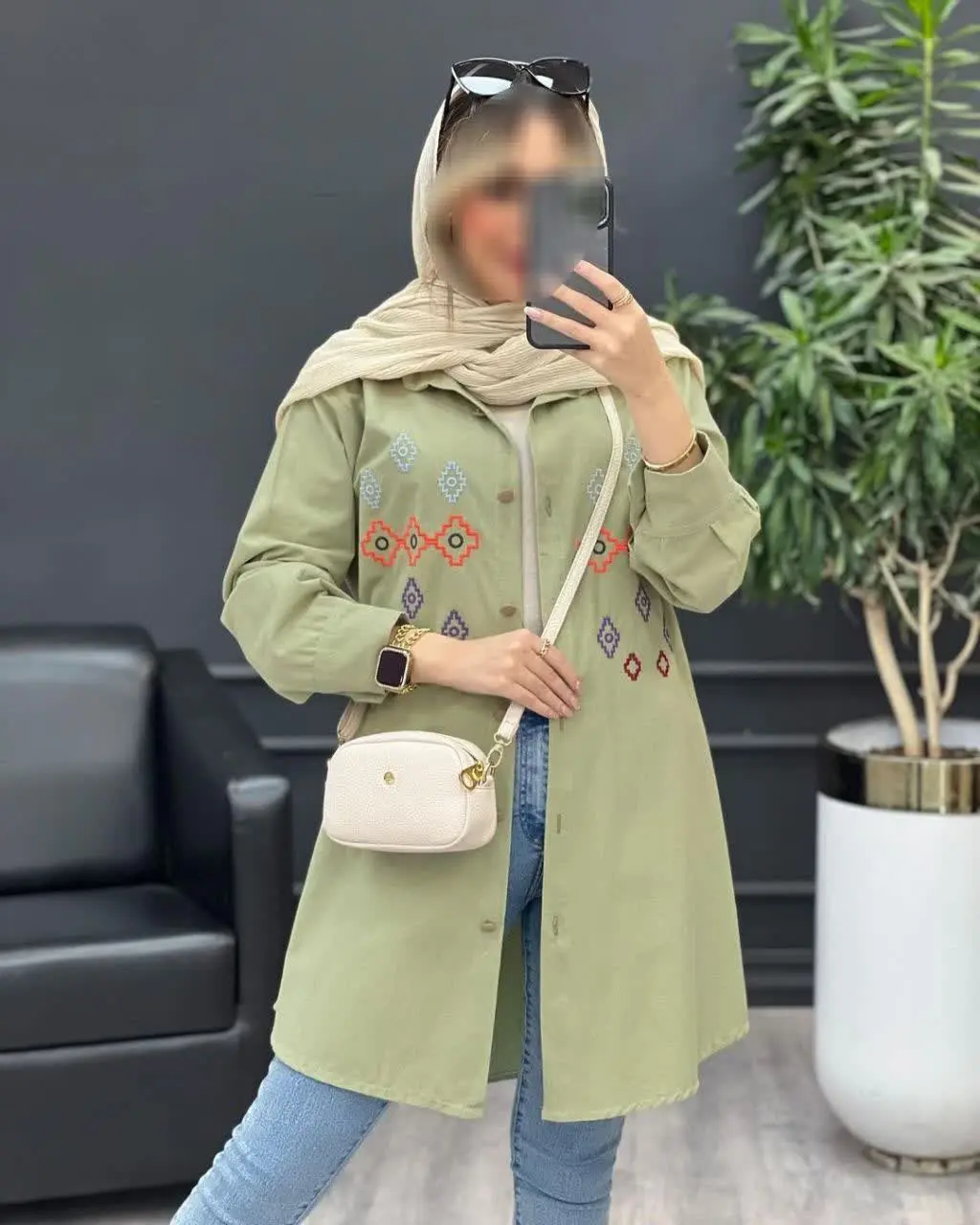 🛍نام: شومیزمانتویی نسیم🌱
