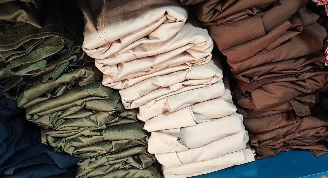 یه ترنچ کت بلند، ازواجباتیه که هرخانمی باید حداقل یکیشو تو کمدش داشته باشه. مدل لاویکا مناسب پاییز و بهاره و تنخور بسیاااار شیک و قشنگی داره👌🏻🍁
