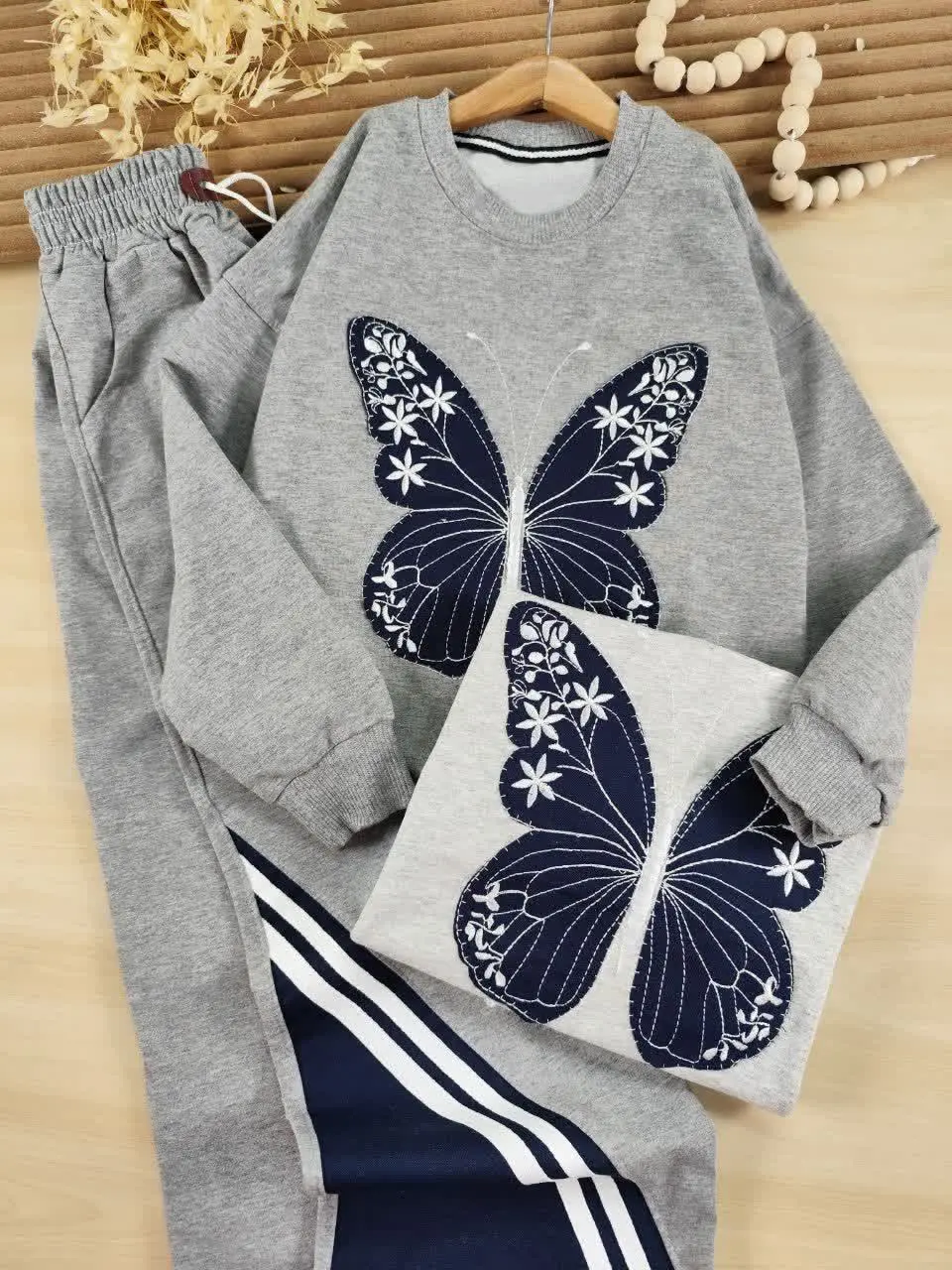 بلوز و شلوار پروانه سورمه ای