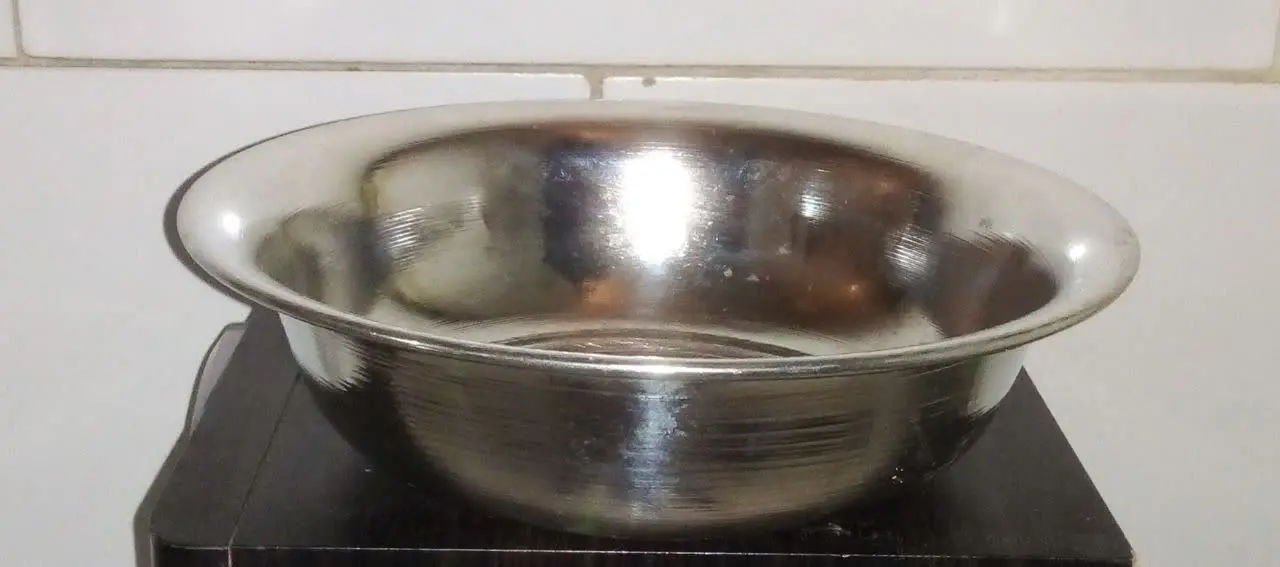 کاسه مسی قدیمی دهنه ۲۱ سانت...