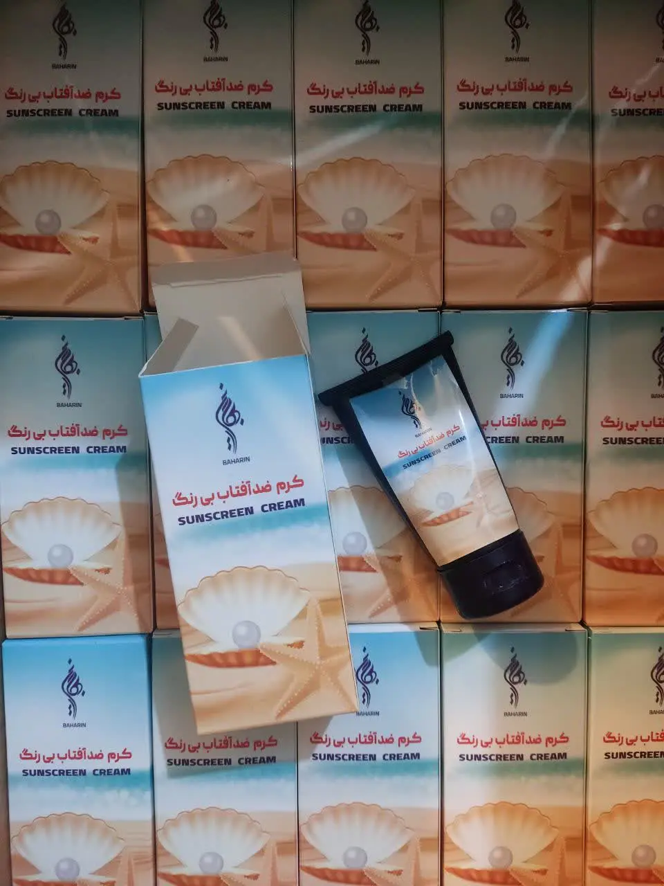 #کرم_ضدآفتاب_بی رنگ #بهارین🌺
