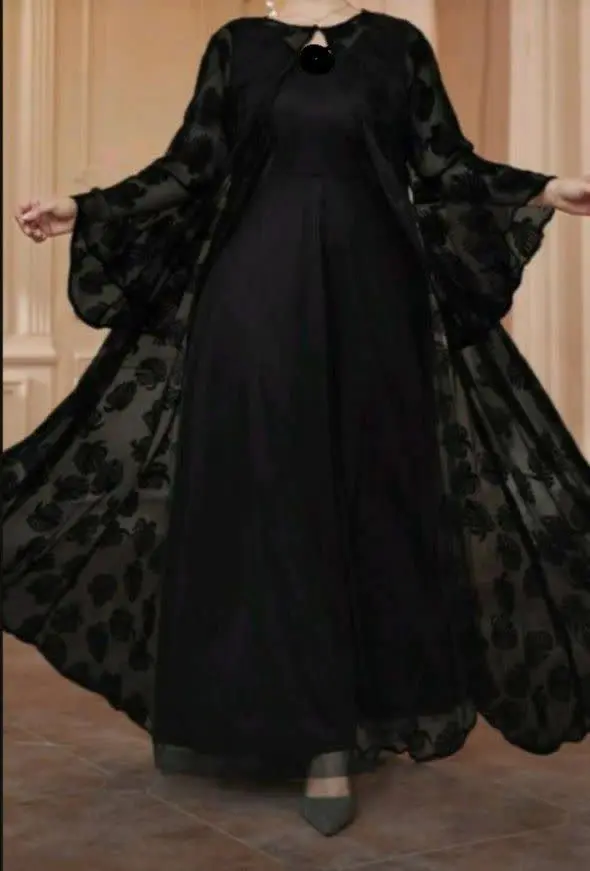 نام: دوتیکه یاس 
