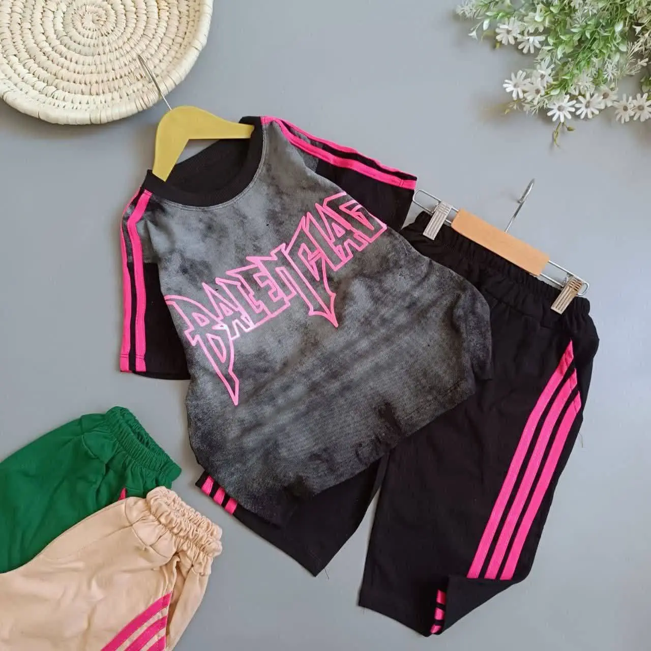 ست تیشرت شلوارک بالنسیگا ترند 🤩🤩🤩
