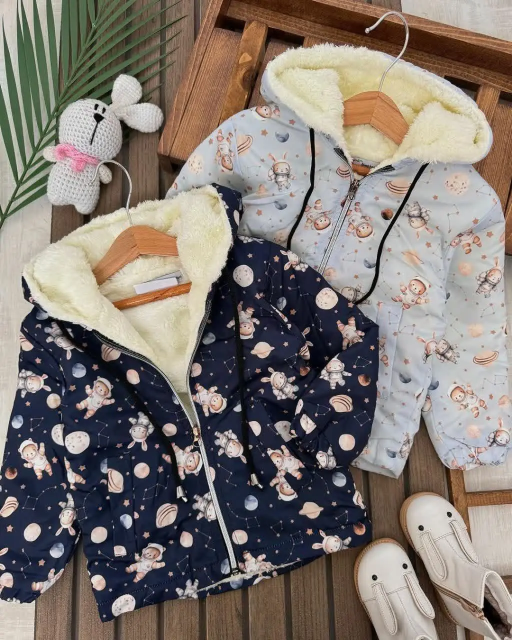 میگم سویشرت، تو بگو کاپشن! 😍