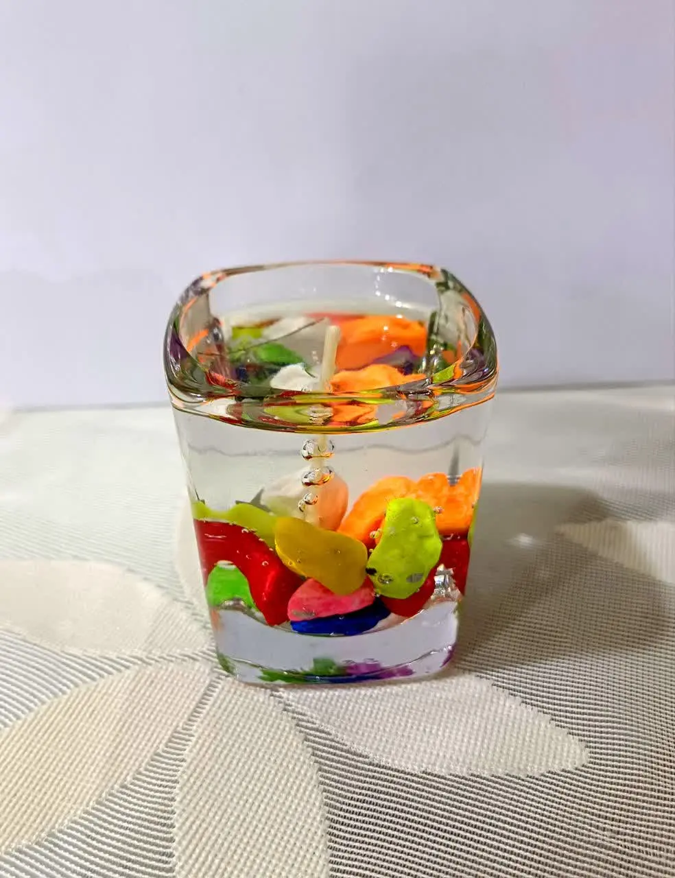 این شمع زیبا هم اوردیم
