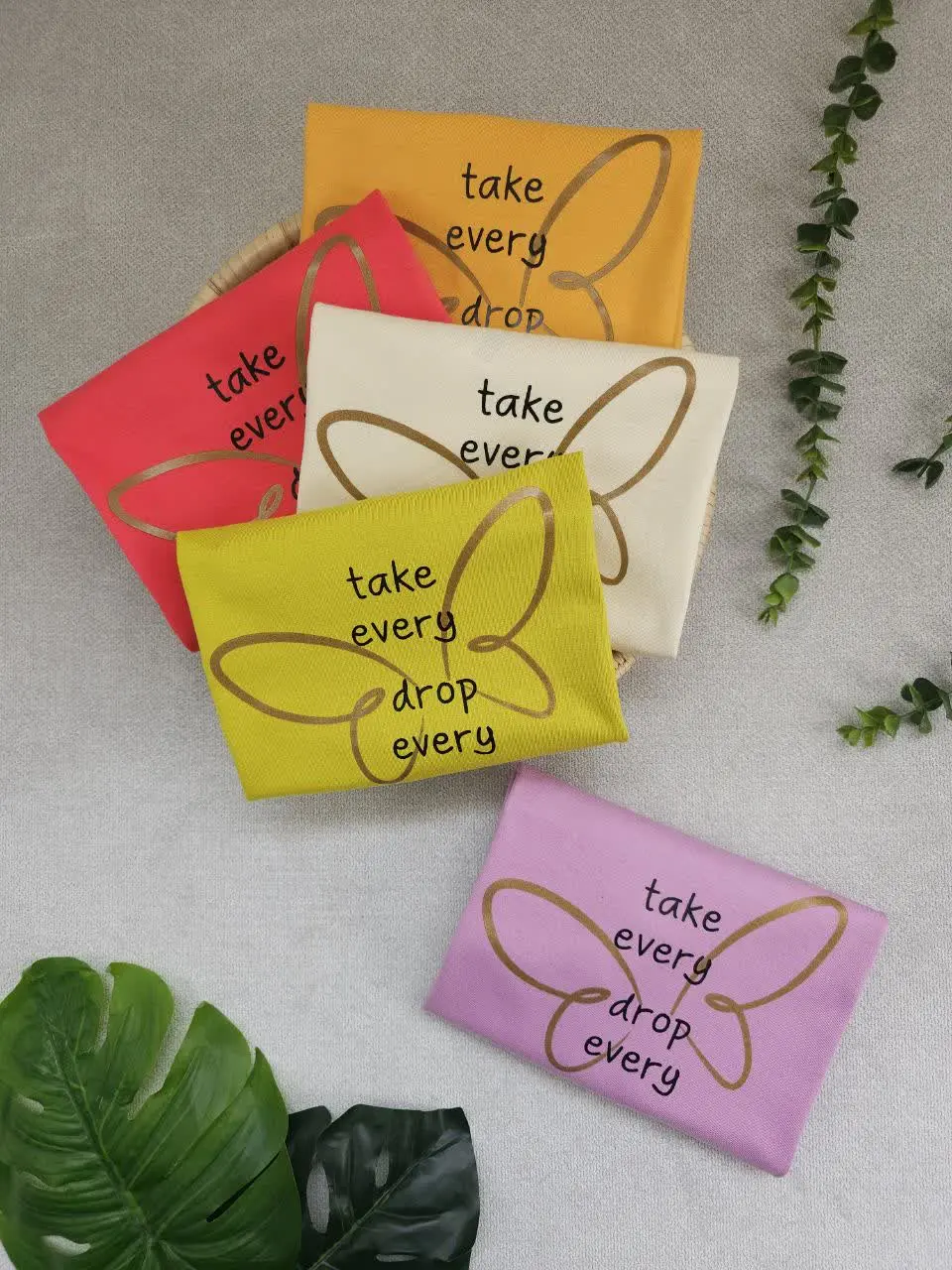 کراپ بال پروانه
