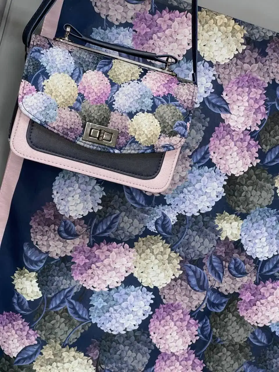 یه ست که وقتی می پوشیش، چشم...