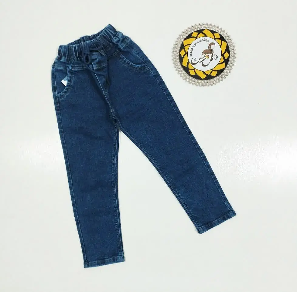 ✔️ کمرکش، دارای دو جیب در ب...