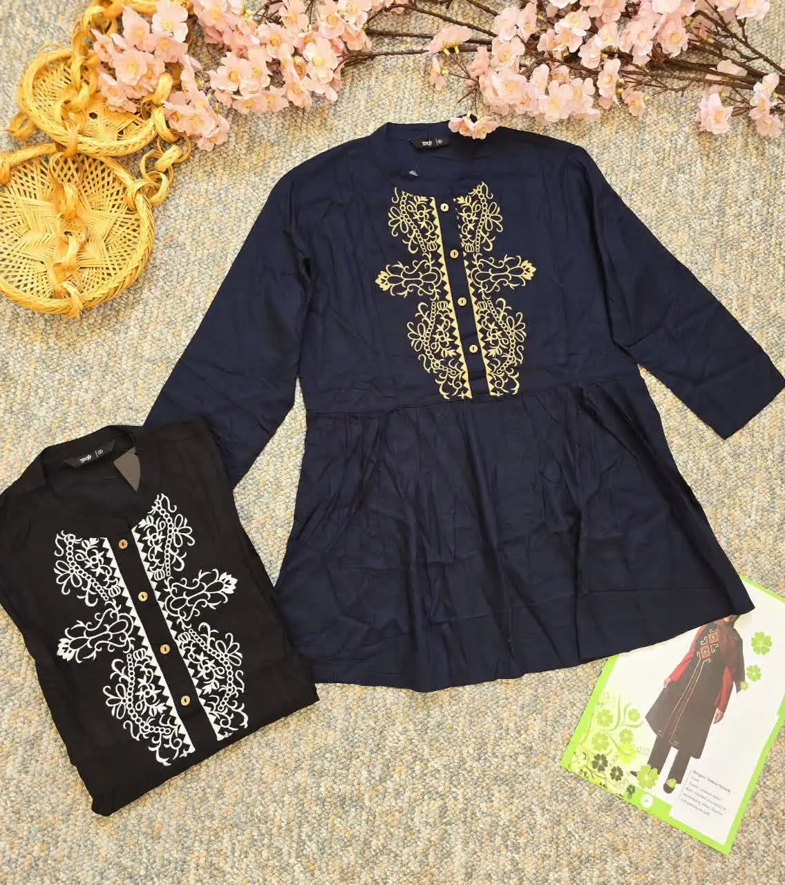 ✅ شومیز نخی حاشیه گلدوزی
