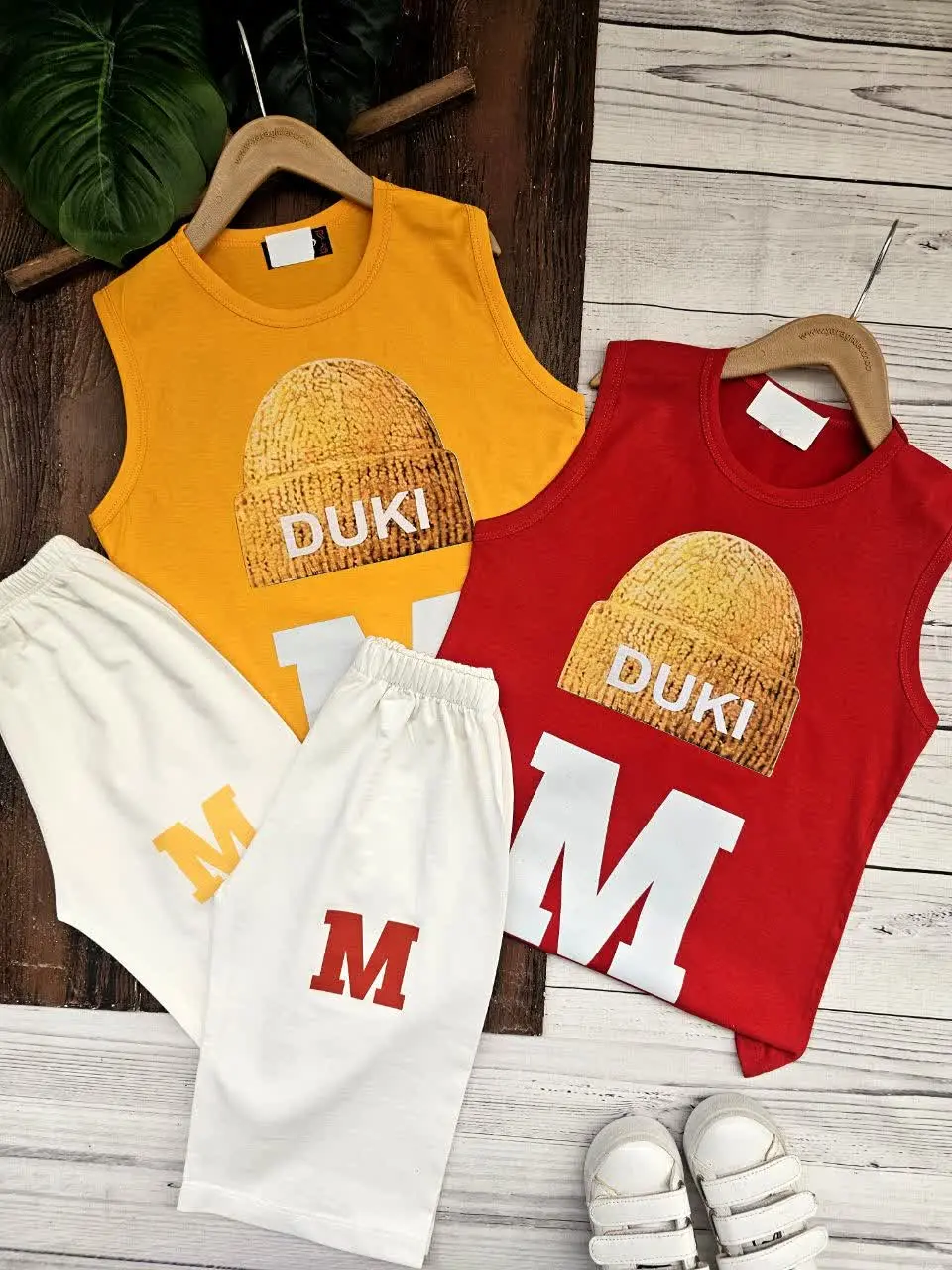 تاپ و شلوارک پسرانه M
