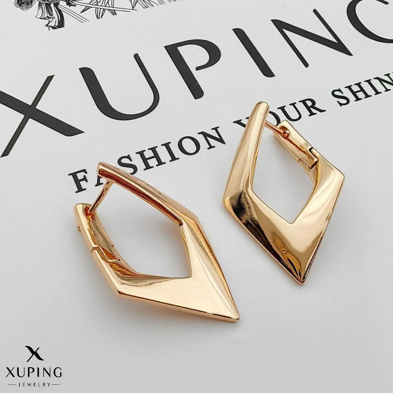 گوشواره ژوپینگ کد ۲۸۸۴