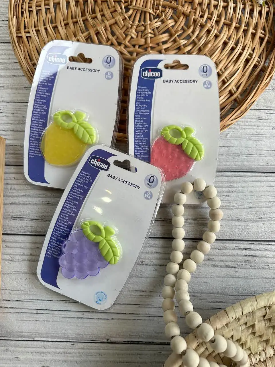دندان گیر و لثه گیر چیکوبیبی (Chicco Baby) طرح تک میوه نوزادی و کودک کد ۳۸۰۱۲ 
