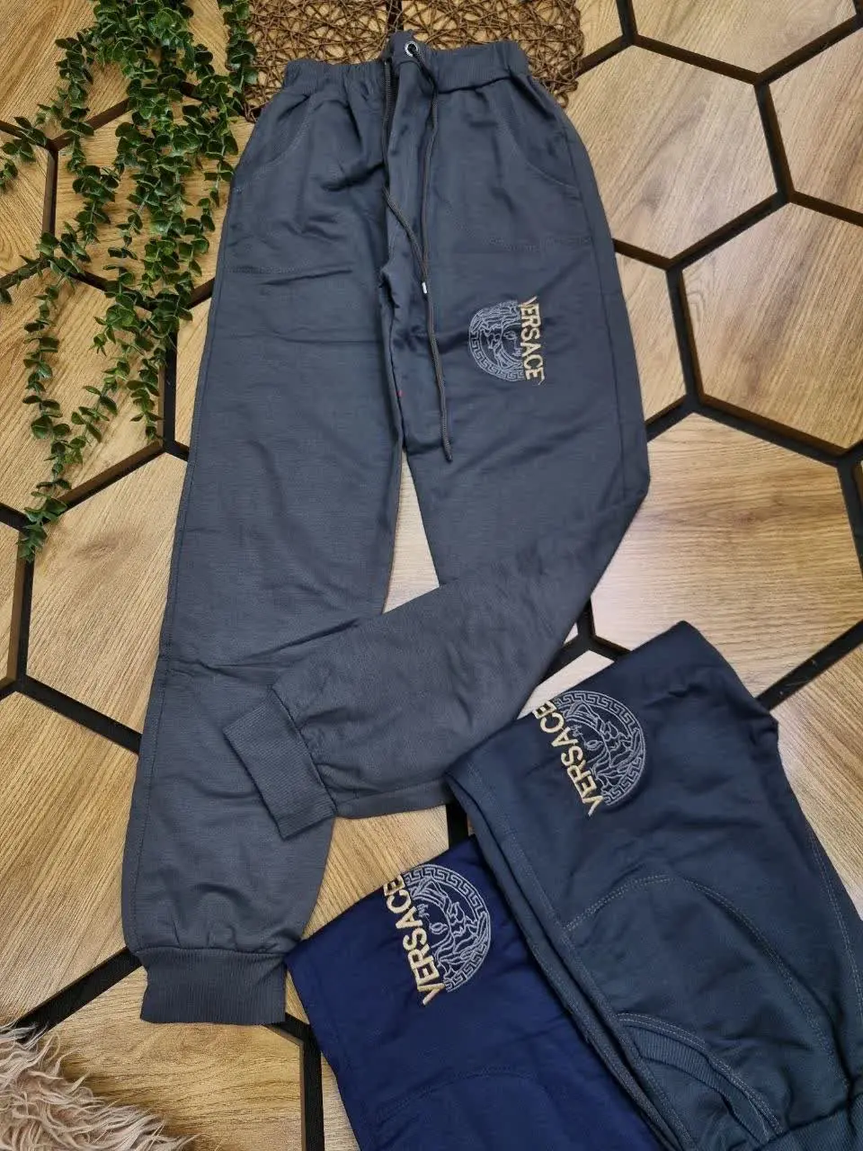 🇮🇷🧶👗👚👔👖💎🌠🌹🔥
