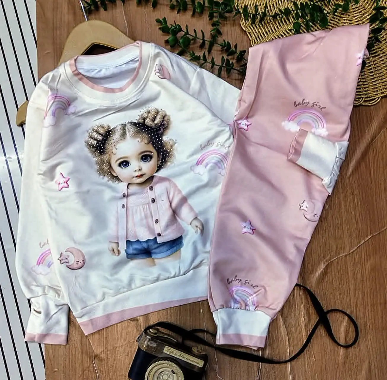 💫بلوز و شلوار دختر چشم آبی💫