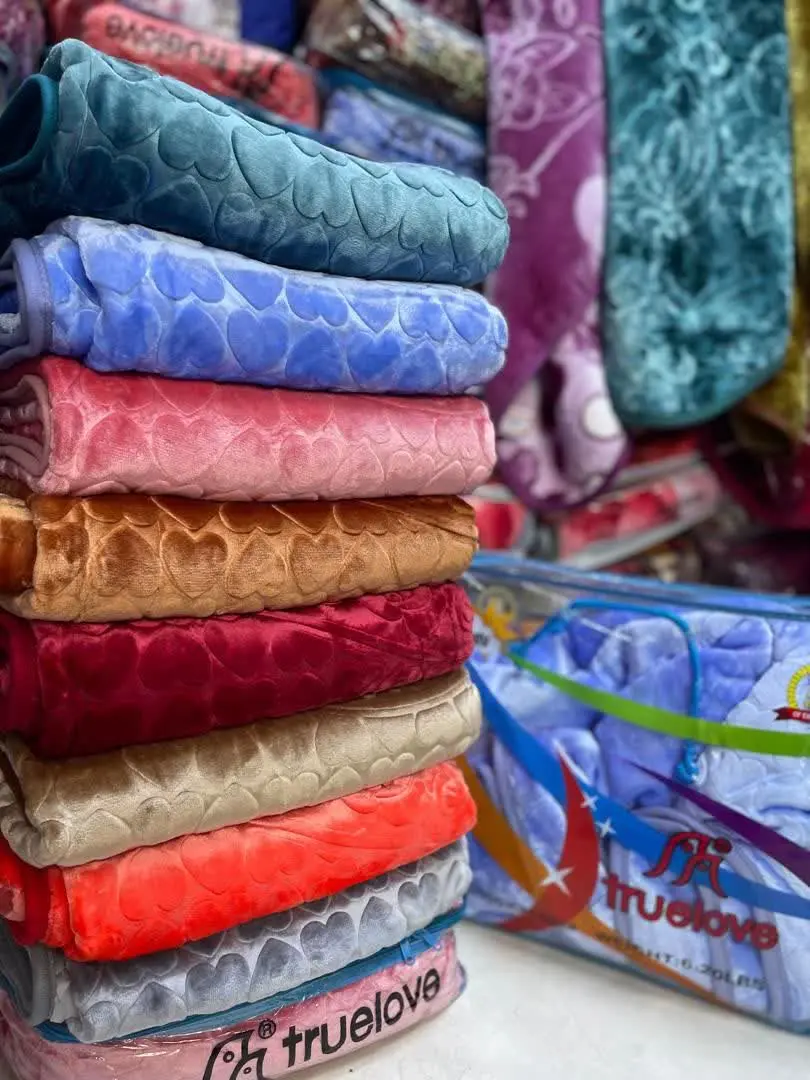 پتو سنگین وزن یکنفره طرح قل...