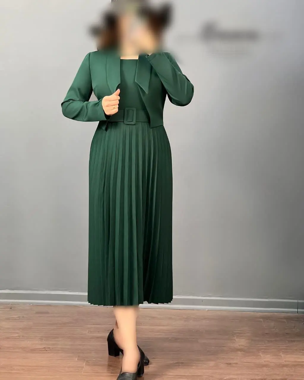 کت و سارافون لاچین‌🤩
