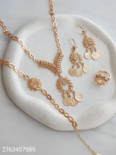 سرویس زنانه مارک زدجی ۲۷۶۳۴۵۷۹۸۹
