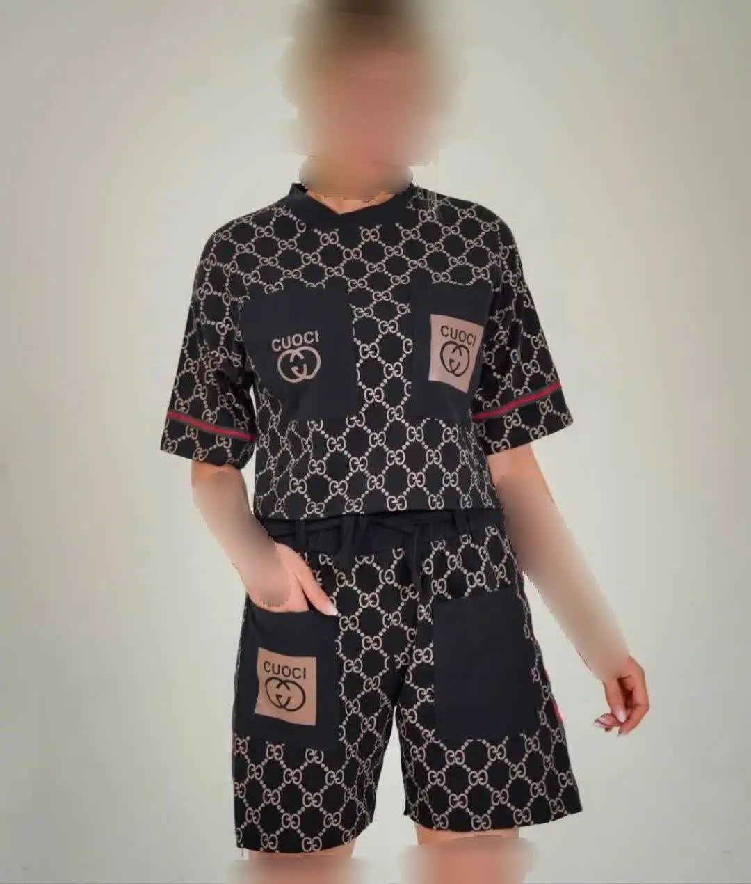 ❤️نام: تیشرت و شلوارک گوچی ۱۶
