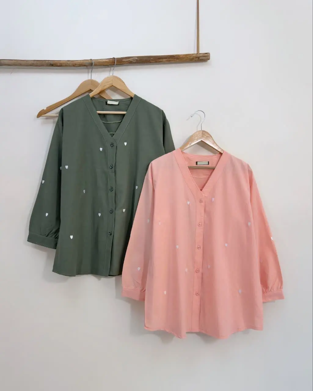 آبی روشن، قهوه ای