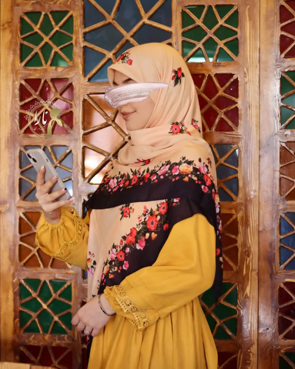 گلبهی خوشرنگ با حاشیه زیبا😍❤️
