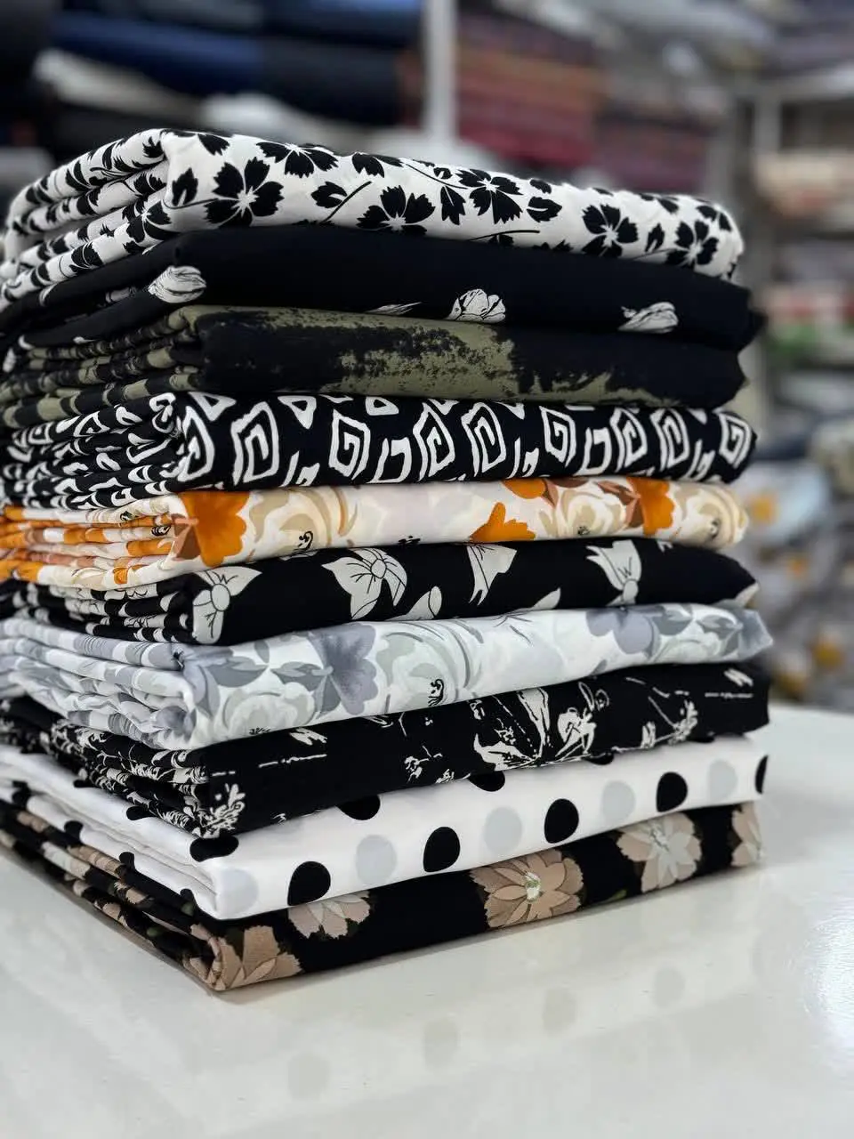 🌸کرپ الیزه طرحدار 😍
