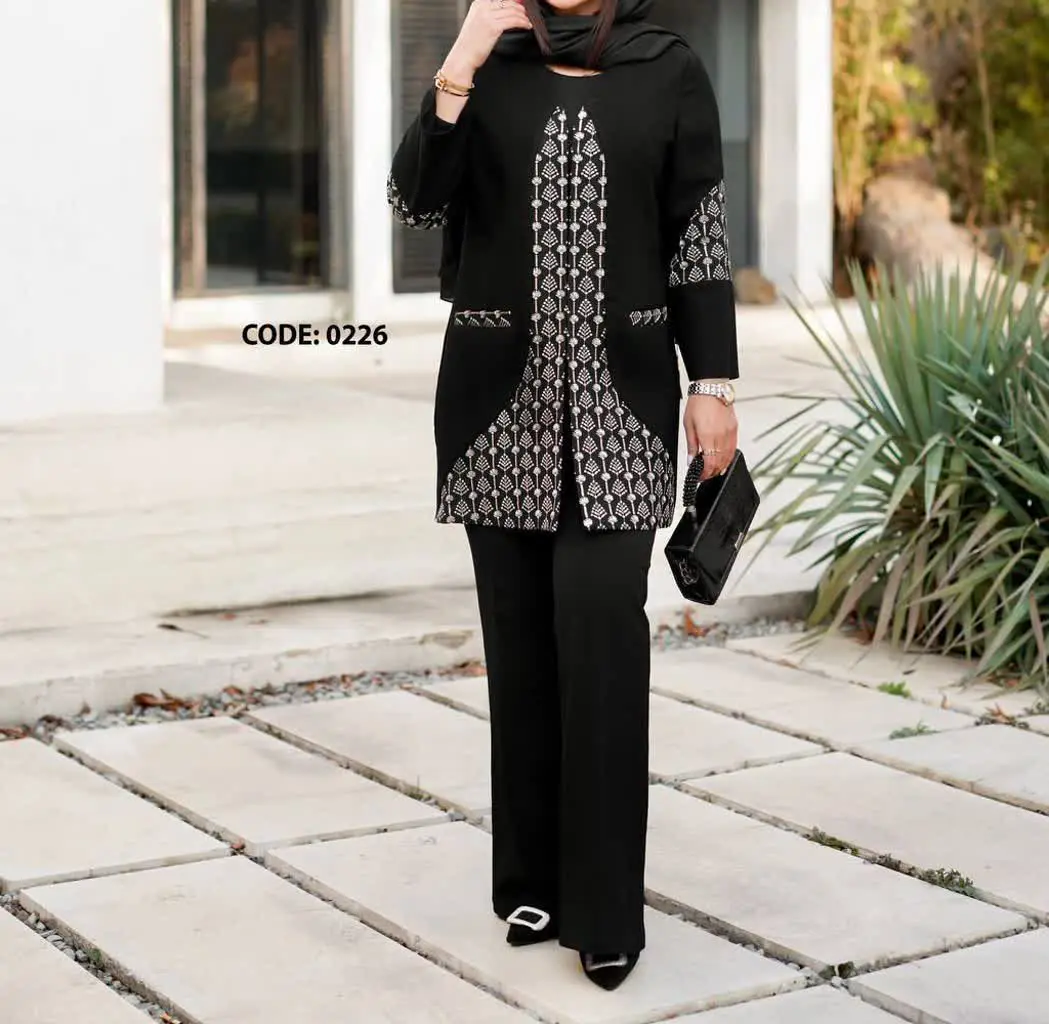 💞مانتو مجلسی گلدوزی شده شیک💞
