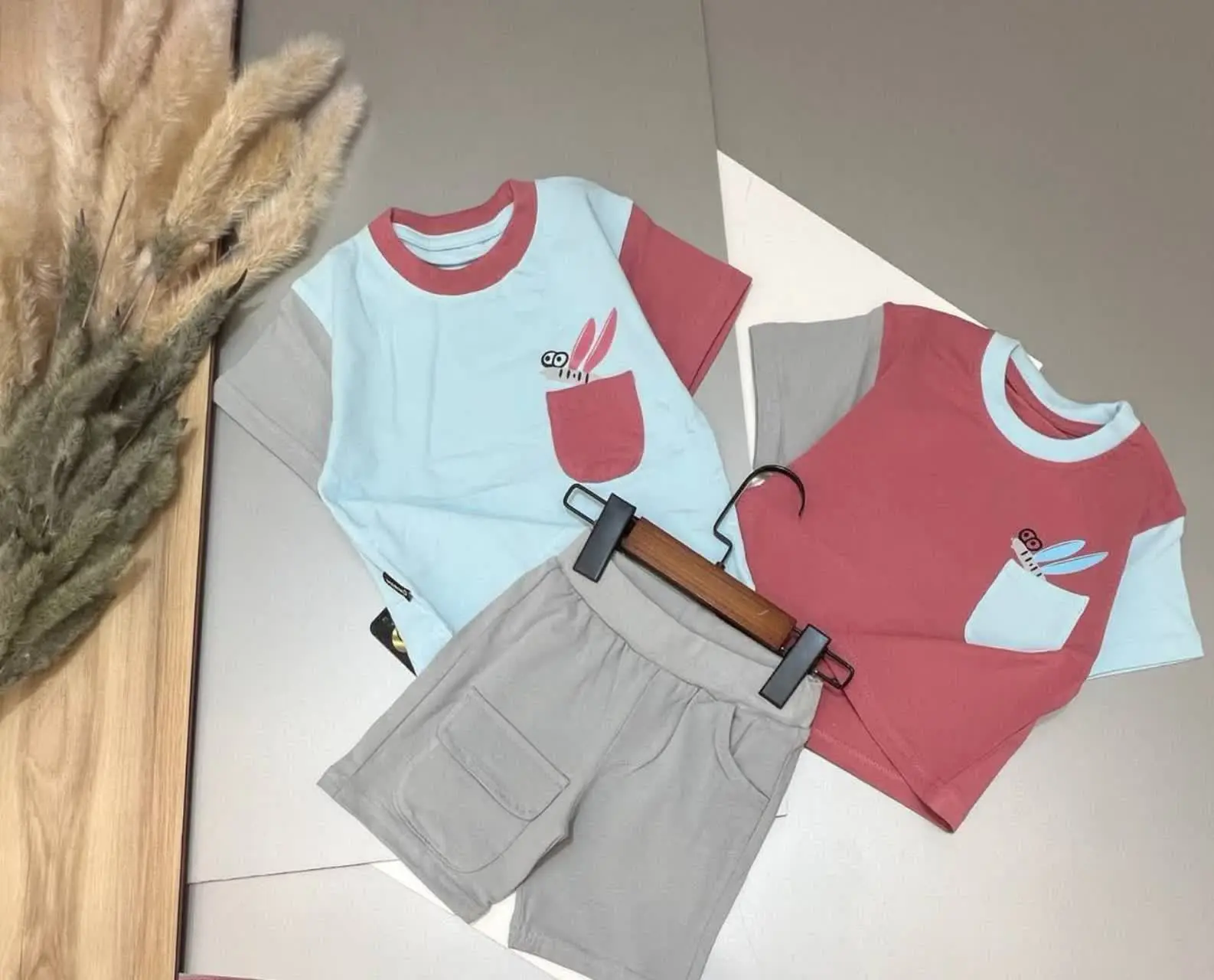 تیشرت شلوارک پسرونه‌ی کار فوق‌العاده شیک و پر طرف دار 🌸😌🌿
