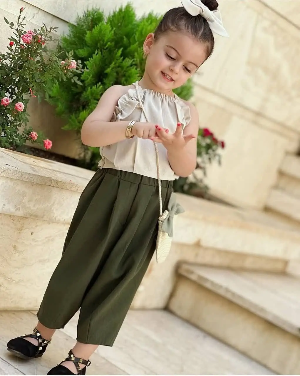 نام: ست هانیه 
