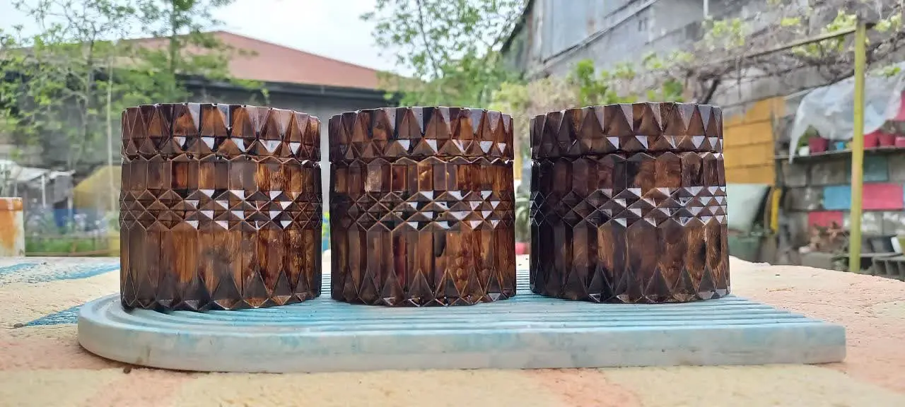 🍁کاربرد‌های متفاوتی داره، به عنوان جا جواهری هم قابل استفاده هست
