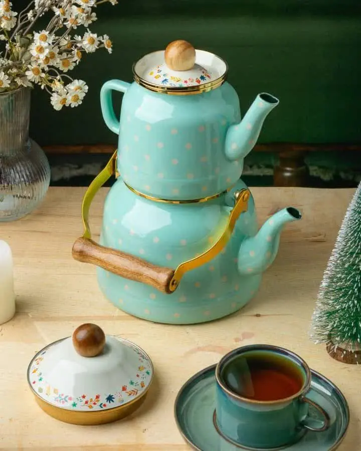 کتری و قوری لعابی دو‌ درب 
