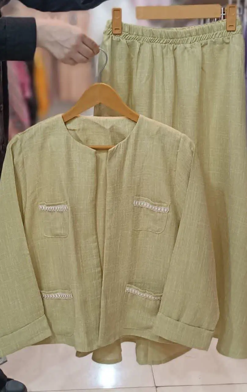 نوع محصول: کت و دامن مجلسی
