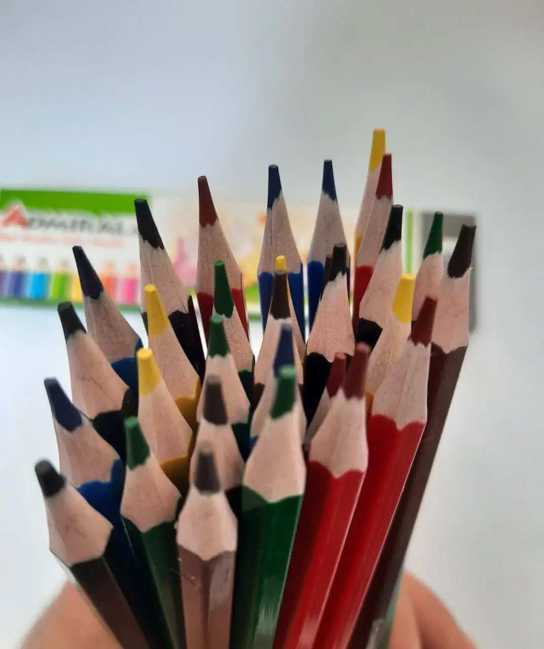 مداد رنگیلوازم التحریر