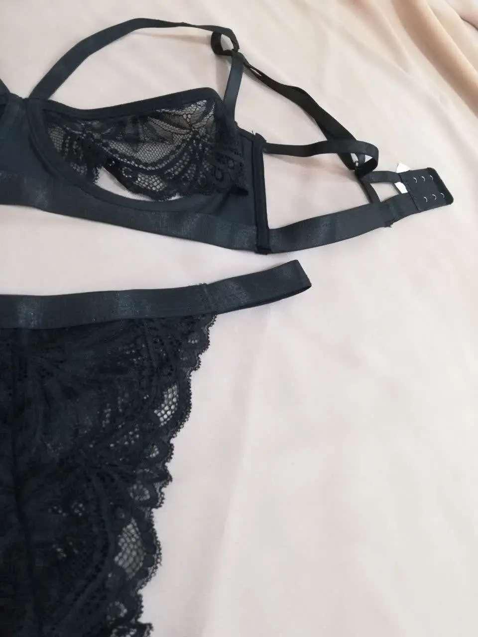 ست فانتزی شورت و سوتین😍
