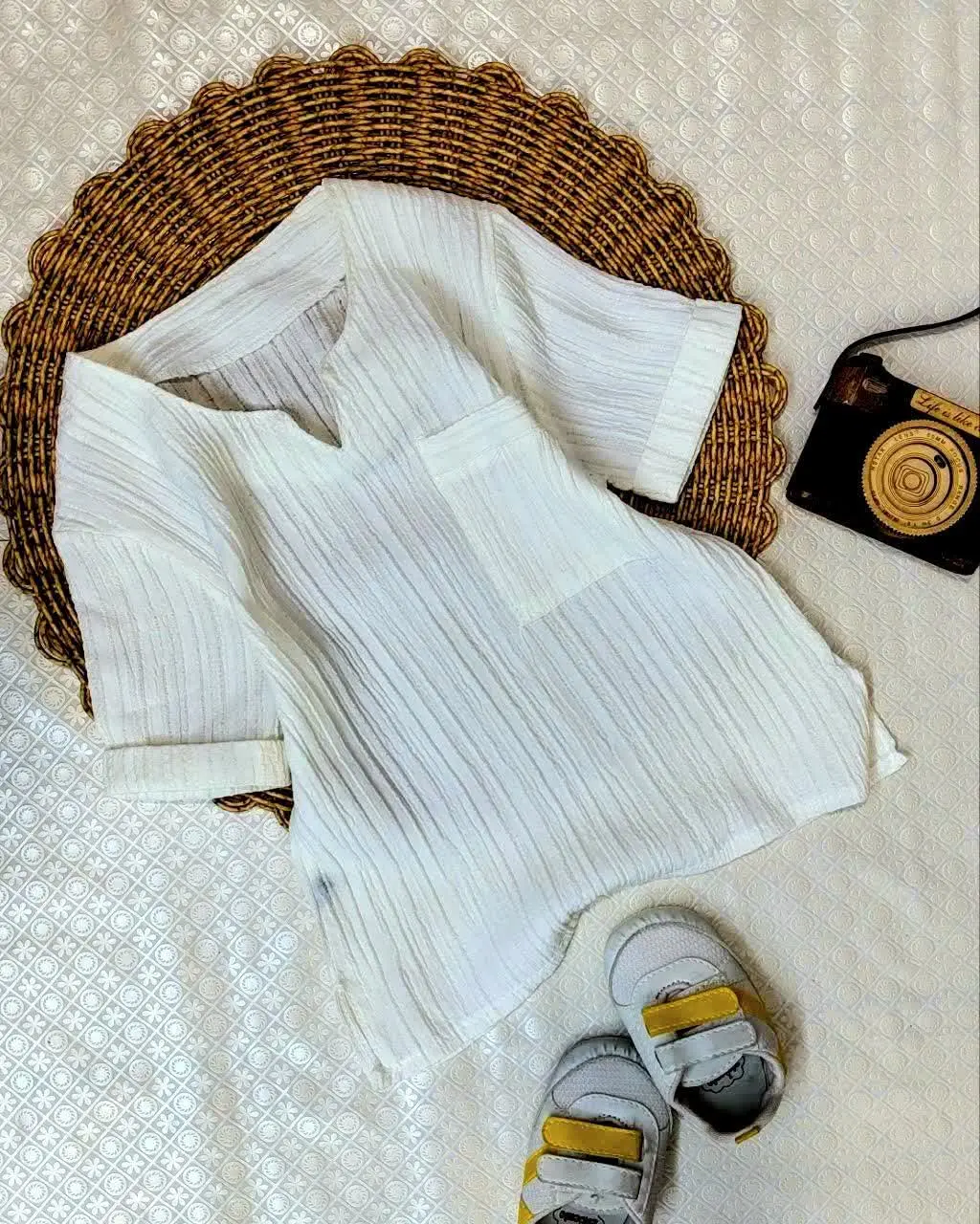 تیشرت تک بچگانه یقه کوبایی ۱
