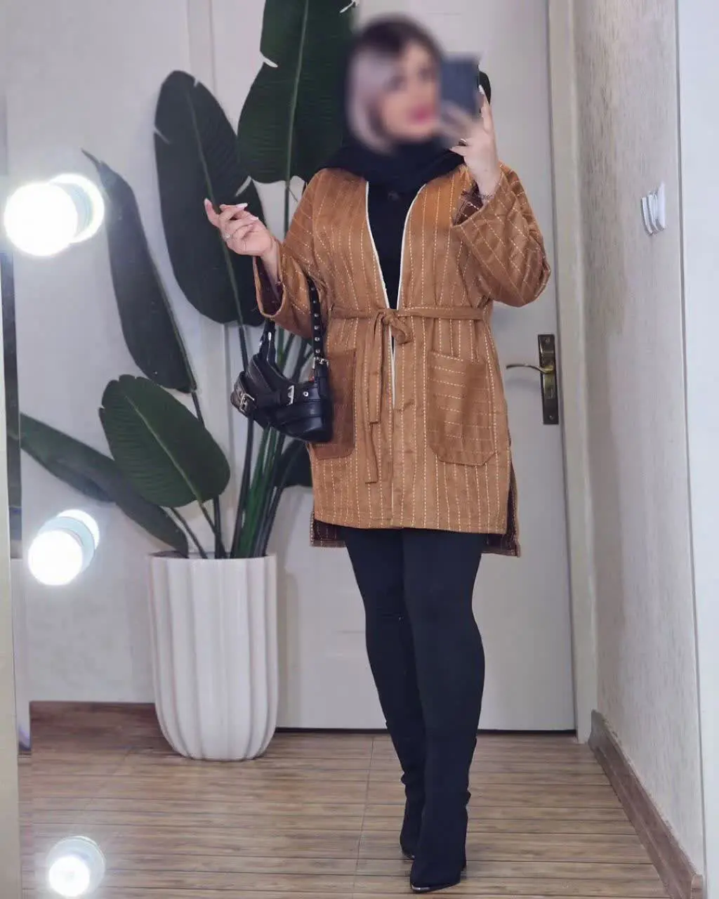 نام: مانتو لبه دوزی نیکی ۲
