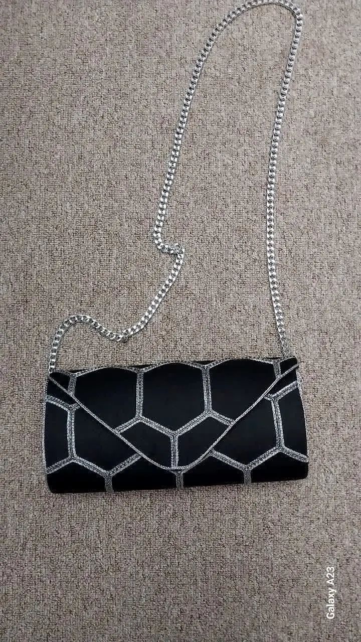 👈دوست داری خریدت، توشه‌ی اخرتت بشه؟ 
