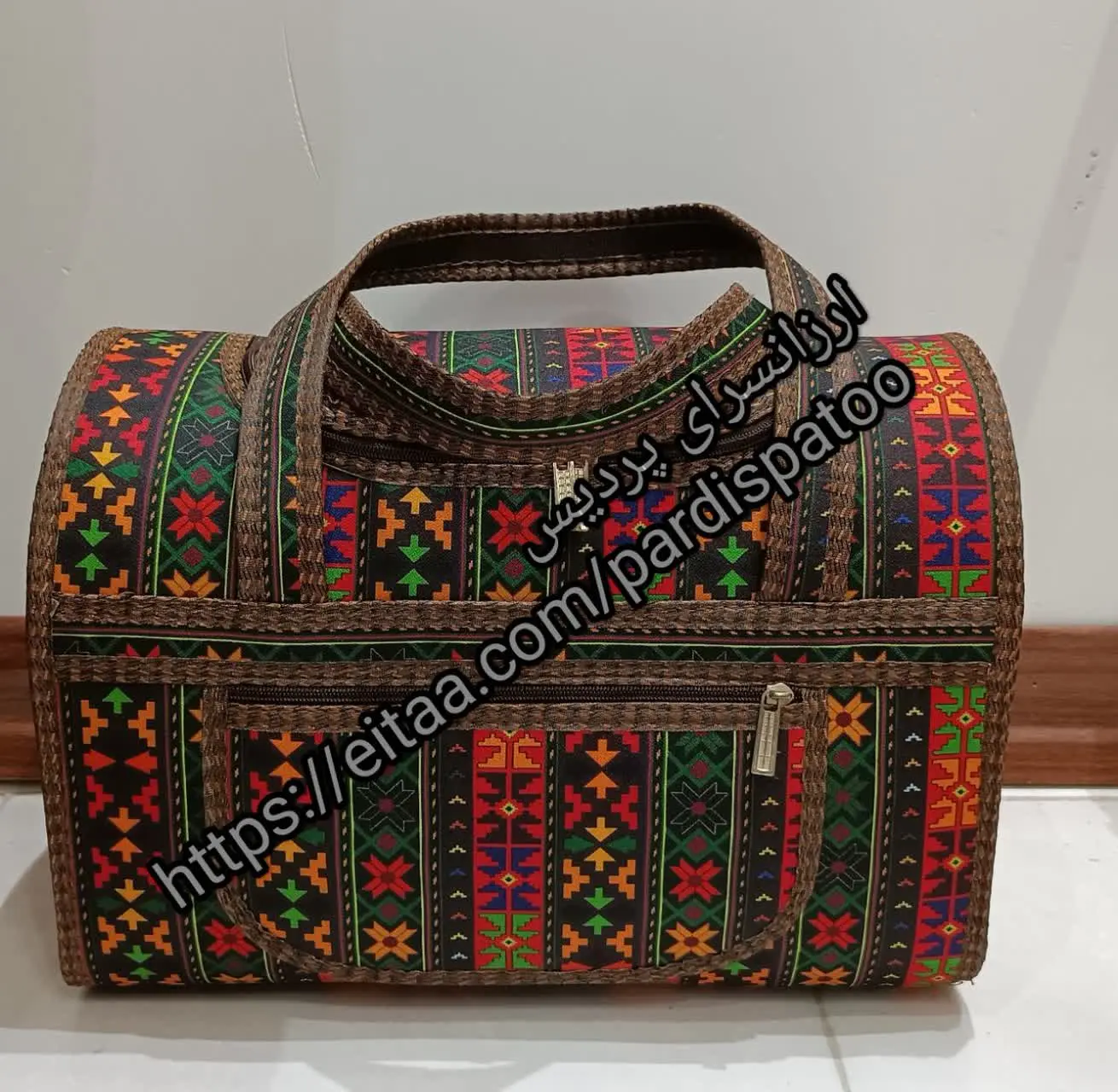 ست سه تکه کیف استخری موجود است 
