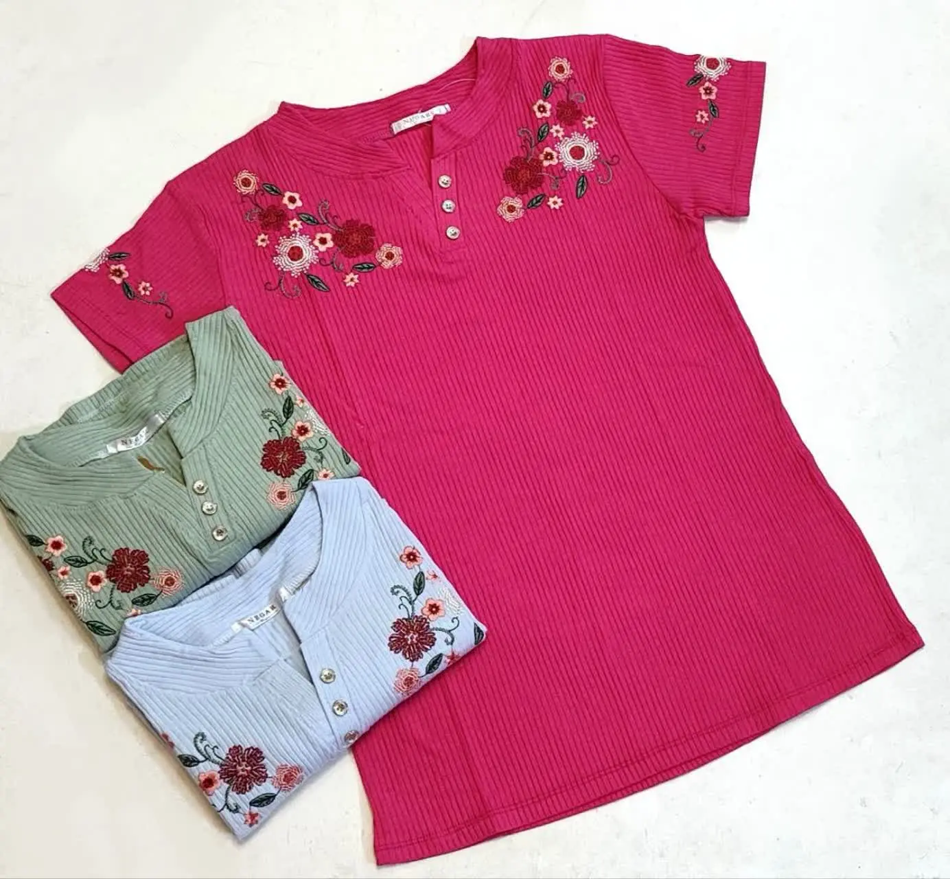 تیشرتفانریپ یقه سجاف