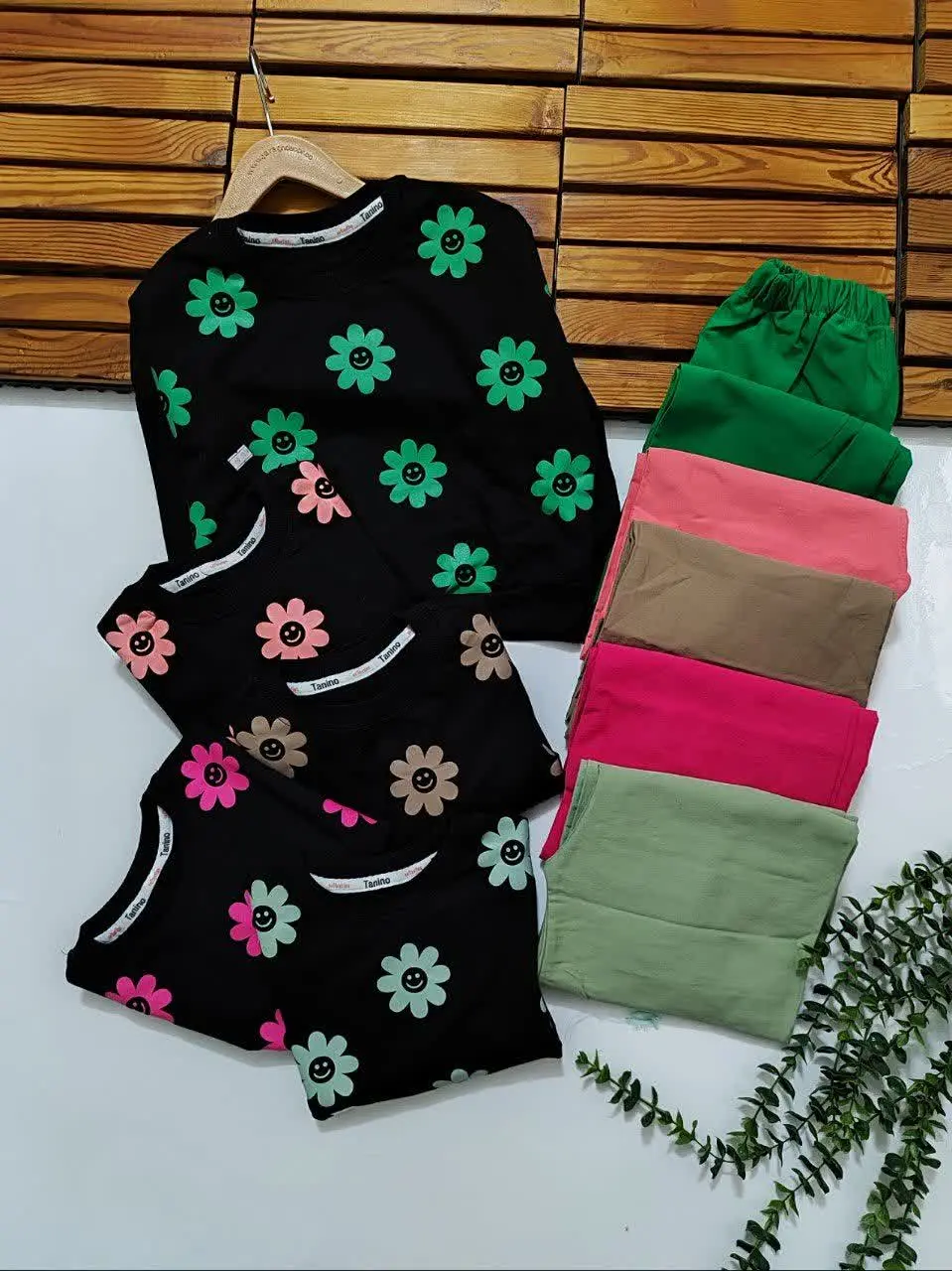 امروز روز کراپ شلوار ☺️☺️
