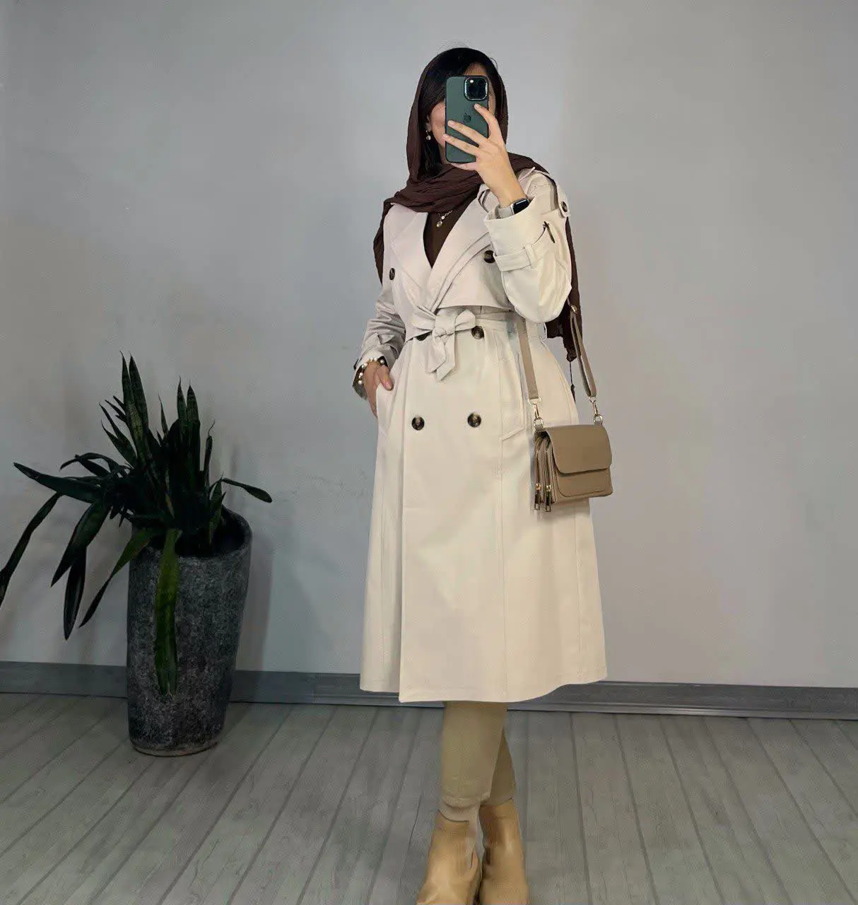 🍂نام: مانتو بارونی چشمک