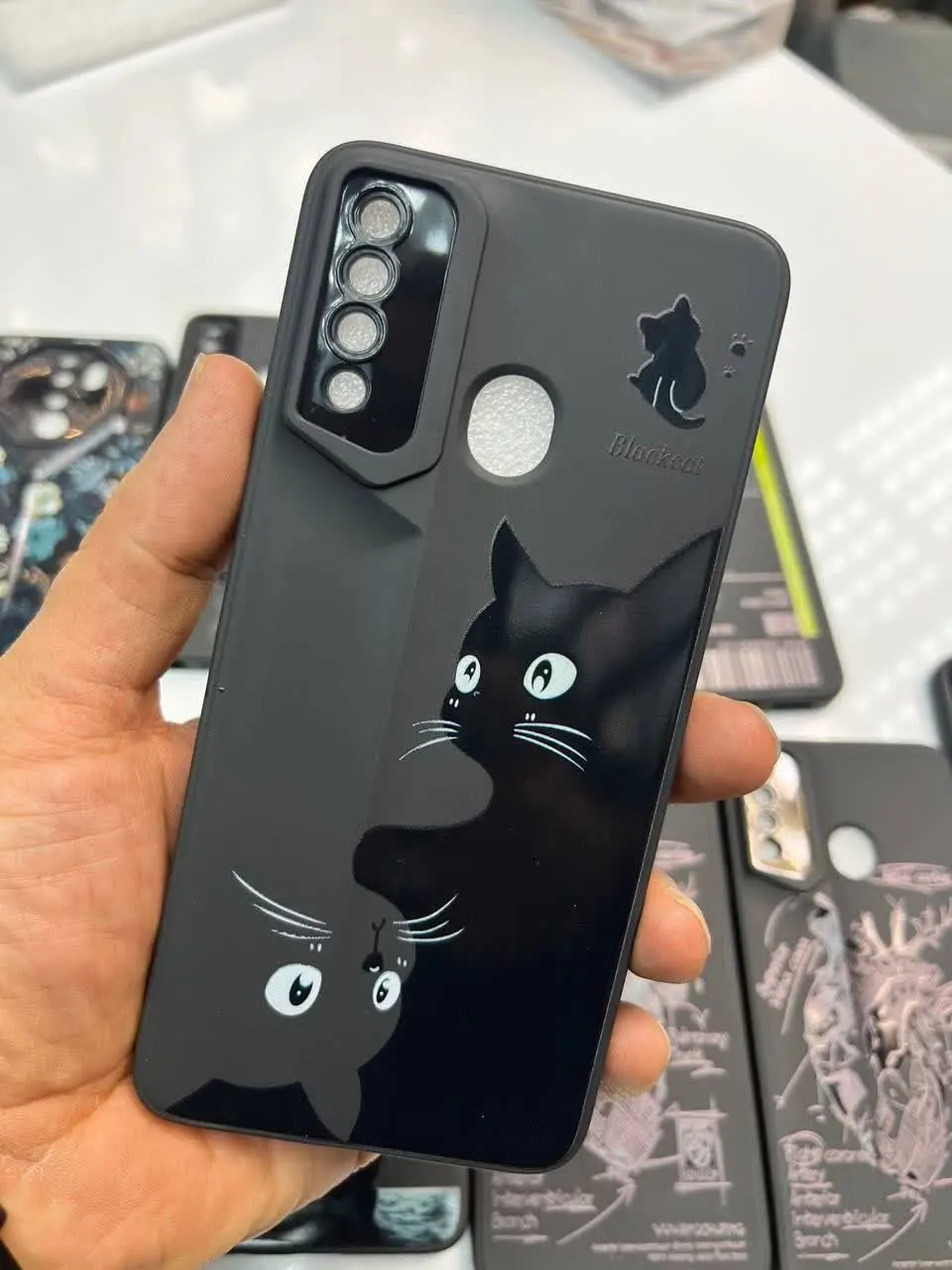 📱مدل قاب: قاب طرحدار پورش دیزاین مخصوص انواع #سامسونگ #شیائومی 
