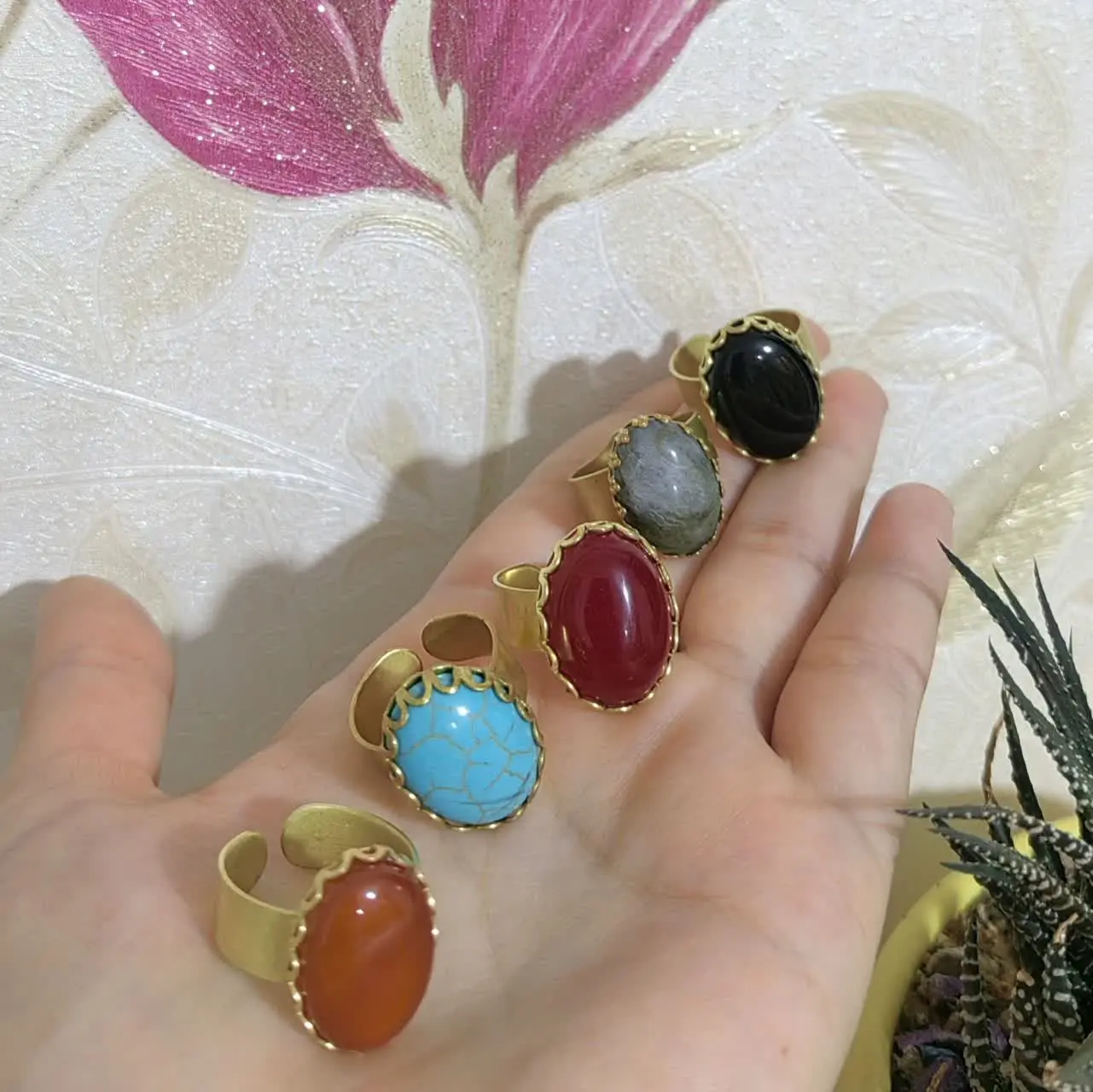 انگشتر سنگی رکاب برنجی رنگ ثابت 
