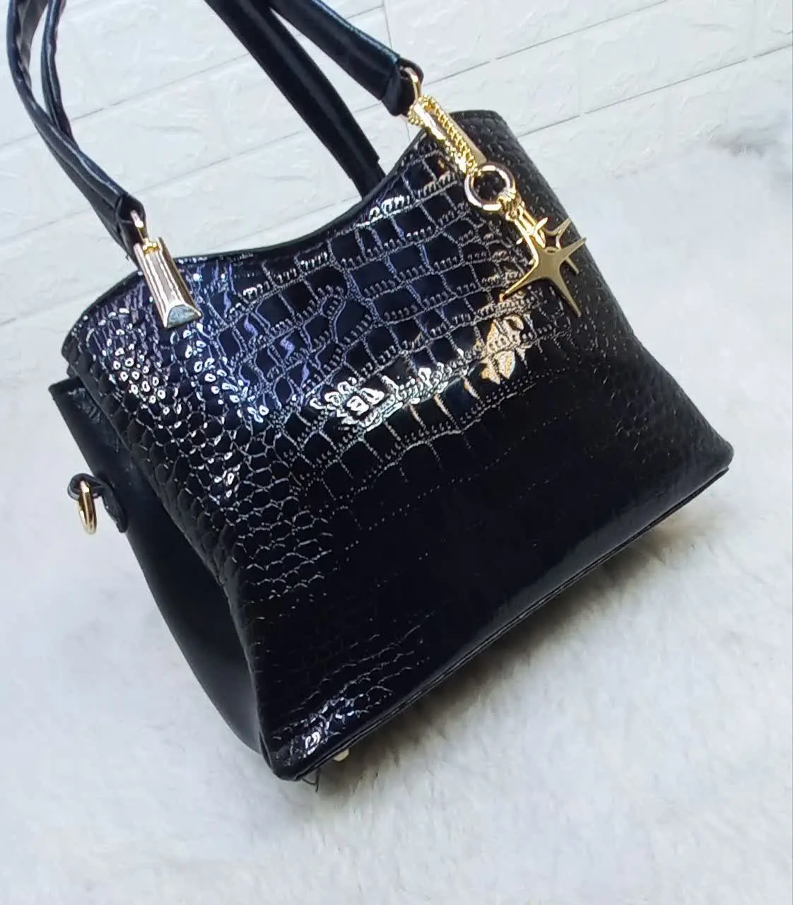 مجلسی سه خانه زنانه 
