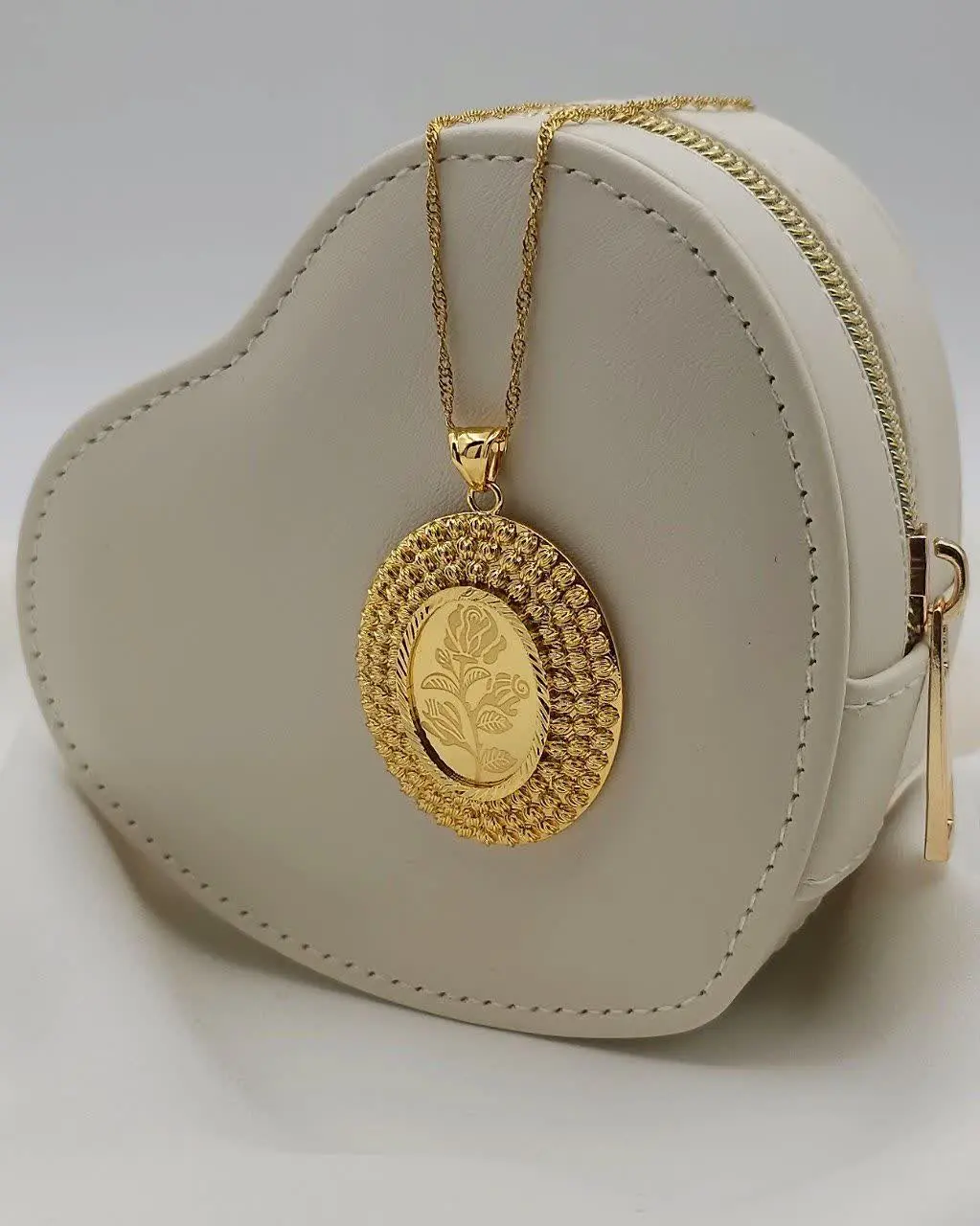 #پلاک بدون زنجیر طرح طلا کد ۱۹۲۰
