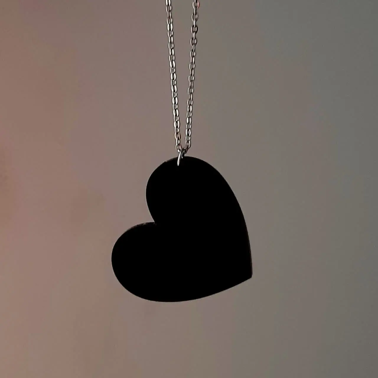 #گردنبند قلب پلکسی
