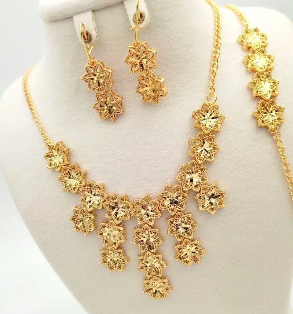 😍 #سرویس_برنجی طرح طلا 
