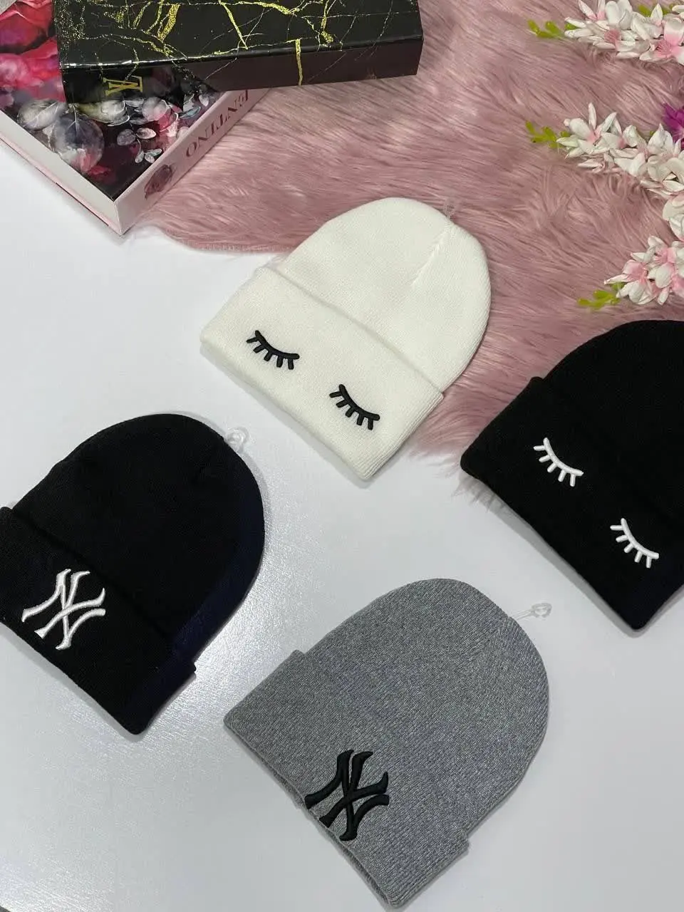 🍁نام: کلاه بافت🧣
