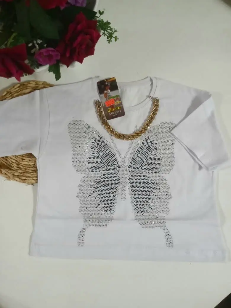 کراپ سفید نگین دار😍😍
