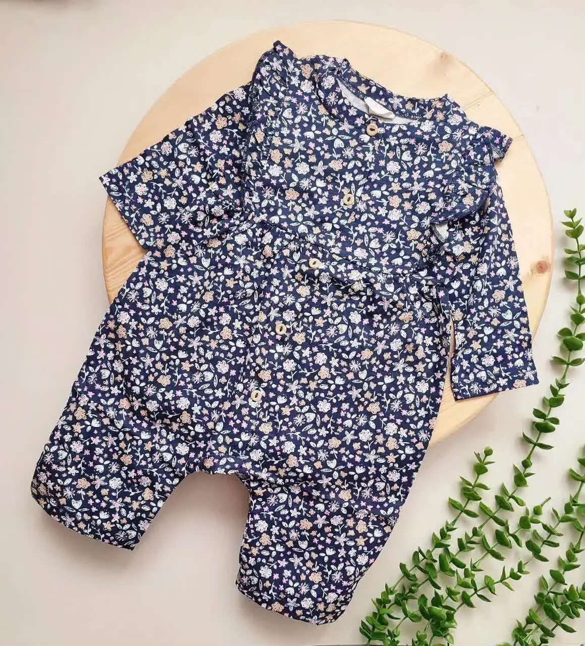 سرهمی اچ اند ام آوردم براتون با یه طرح خوشگل دخترونه 😍 👌
